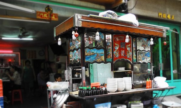 Bài học nhân quả từ câu chuyện của chủ quán hủ tiếu