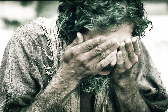 Tấm lòng trong sáng của em bé với ông già mù ăn xin nơi góc chợ