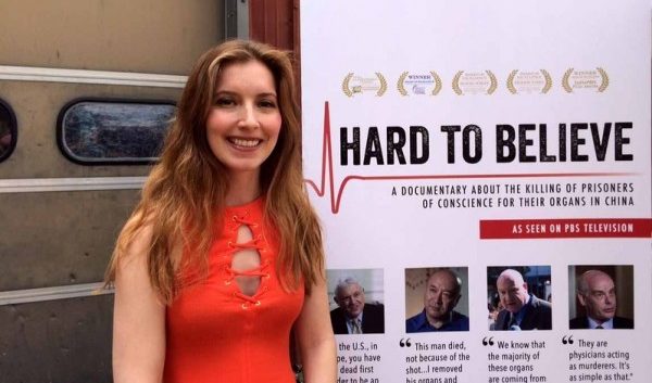 “Hard to Believe” – Bộ phim tài liệu khiến nhiều người xem bật khóc