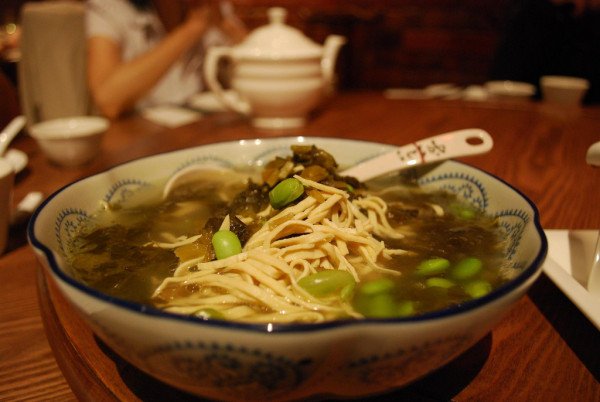 Bí quyết nào giúp người đàn ông bán canh đậu hũ có nhiều khách hàng?