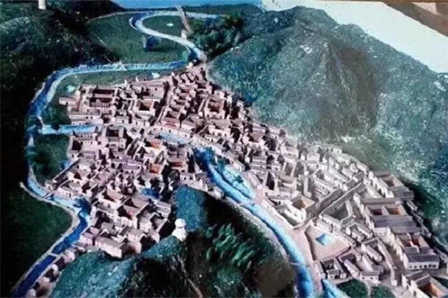 Phong thủy bảo địa – Thôn ‘Chiêm tinh Thái cực’