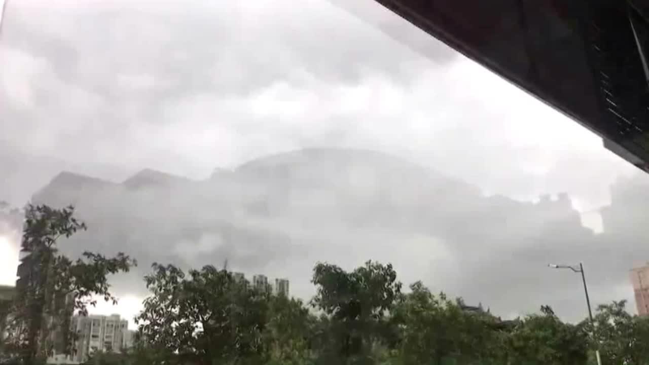 “Thành phố nổi trên mây” lại xuất hiện ở Trung Quốc