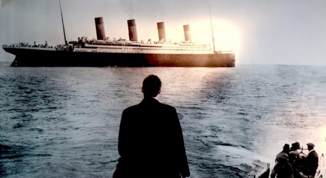 Titanic chìm dần xuống biển, điều lưu lại những câu chuyện chấn động tâm can