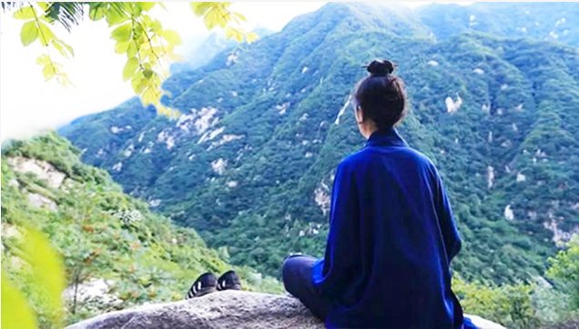 Sự “biến dị” của văn hóa, liệu chúng ta còn tỉnh táo để nhận ra?