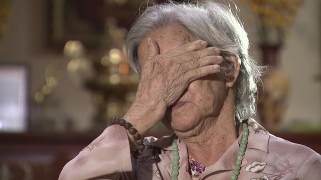 Mẹ luôn lo lắng cho bạn, đừng để mẹ phải buồn