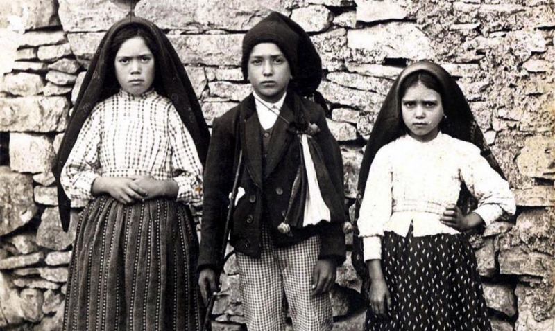 Đức Mẹ Fatima hiển linh và 3 lời tiên đoán về số phận nhân loại