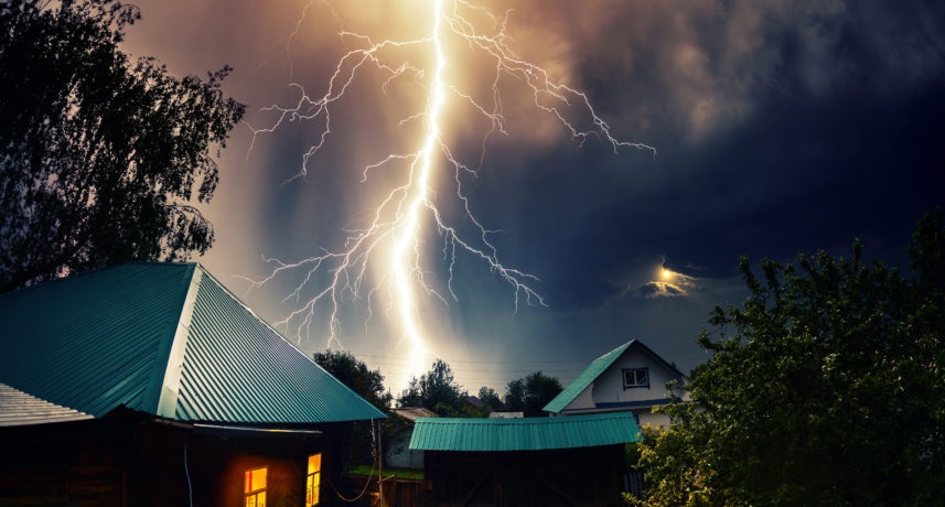 Câu chuyện thằng ngốc tốt bụng bị thiên lôi đánh 3 lần