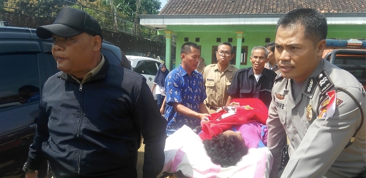 Người phụ nữ bị sóng cuốn mất tích, 1 năm rưỡi sau lại xuất hiện ngay tại chỗ cũ