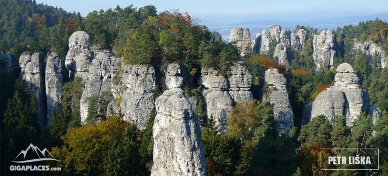 Thị trấn “người đá” kỳ lạ và truyền thuyết về bậc thầy phép thuật Jan Svatos