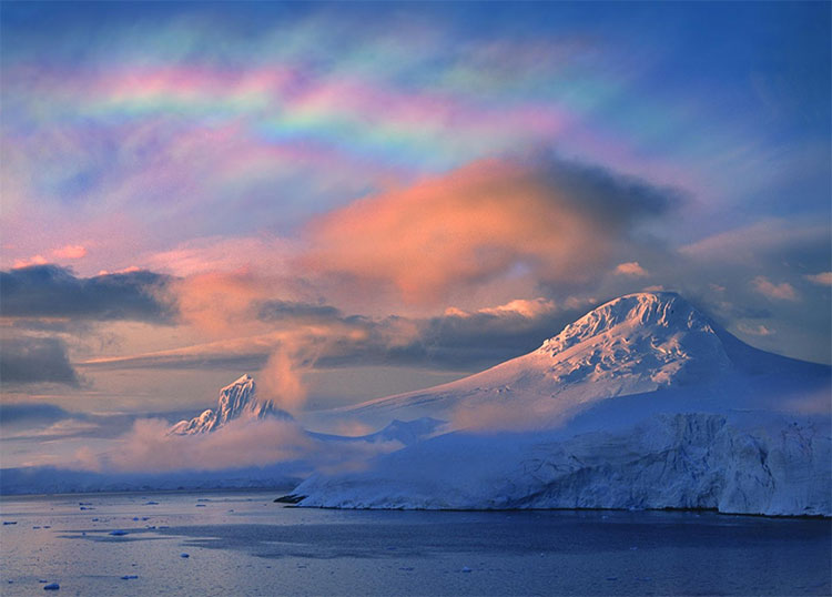 Từ trường trỗi dậy bí ẩn, đẩy Bắc Cực đến gần Siberia