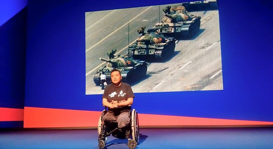 Người sống sót dưới bánh xe tăng kể lại bí mật trong Thảm sát Thiên An Môn