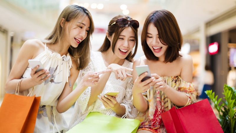 Phóng túng dục vọng quá độ, giới trẻ đang tự hủy hoại chính mình