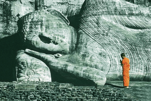 Vì đâu có người làm việc ác mà vẫn sống an nhàn thoải mái?