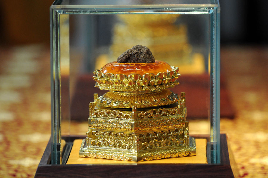 Xá lợi rốt cuộc là gì, từ đâu mà có?