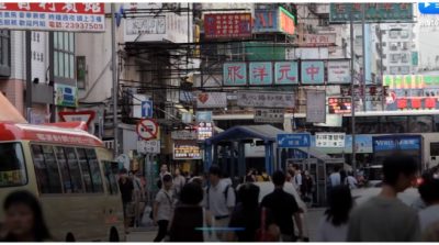 Chính quyền Trung Quốc theo dõi các cuộc gọi và tin nhắn của người dân như thế nào?