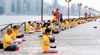 Điều ĐCSTQ không mong đợi đã xảy ra: Người Hồng Kông xin lỗi Pháp Luân Công