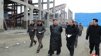 Kim Jong Un lần đầu xuất hiện sau 20 ngày vắng mặt